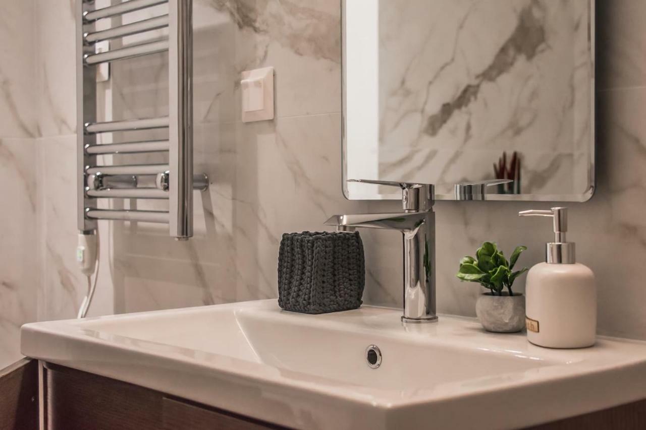 Central Green Apartment Heraklion  Bagian luar foto